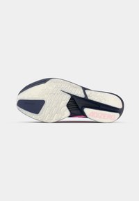 adidas Performance ADIZERO ADIOS PRO 4 - Laufschuh Straße - dark blue/shock pink/dash grey