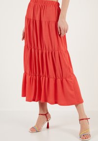 REGULAR FIT - A-silueta svārki - coral