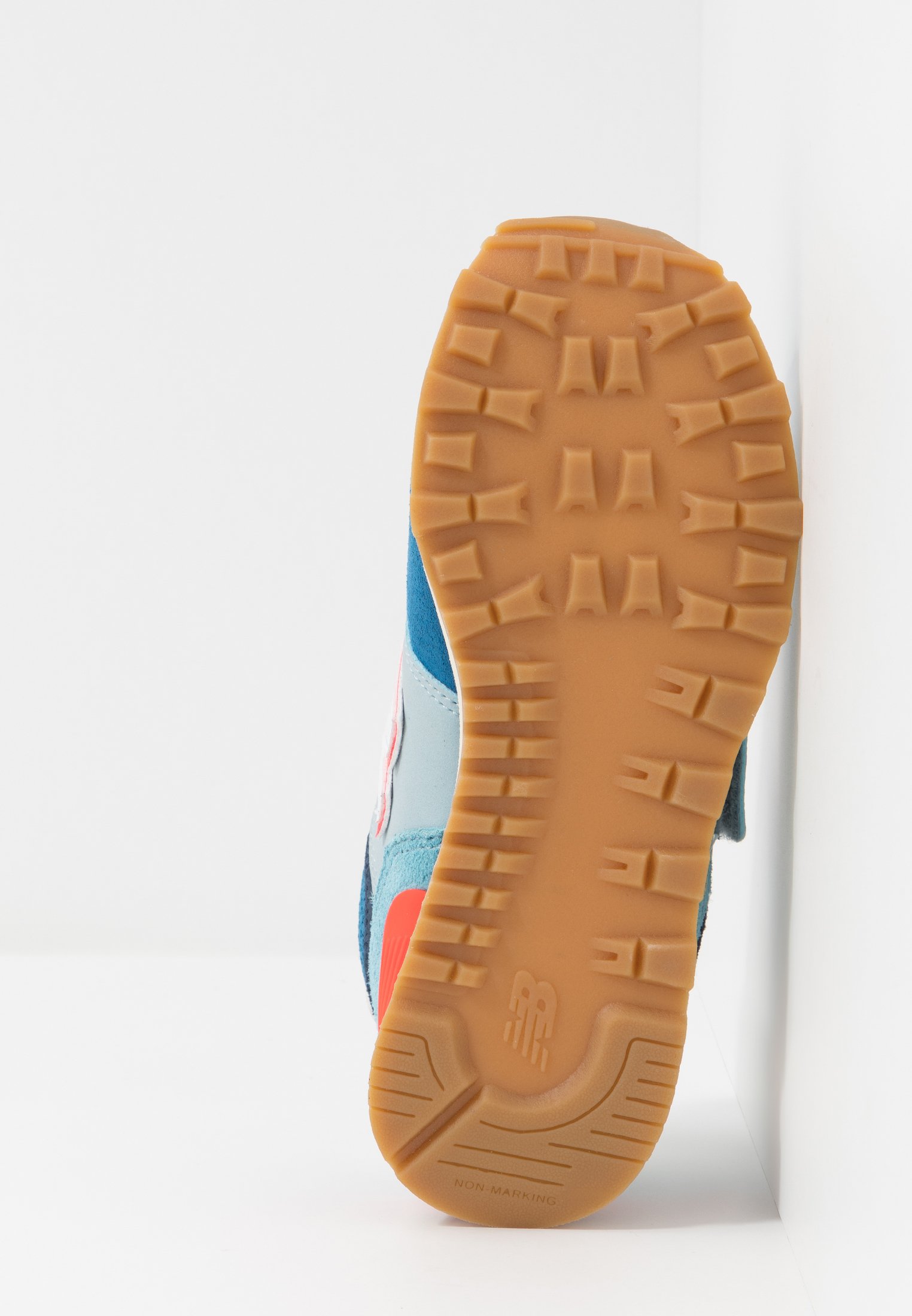 new balance yv574sos