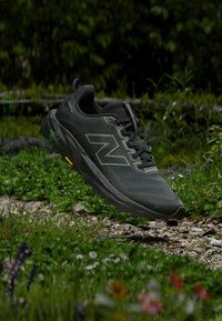 Επιλέχθηκε, black