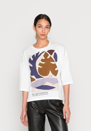 ROUND NECK LONGER SHORT SLEEVE - Triko s potiskem - multi/white
