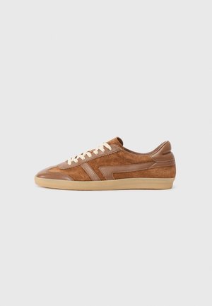 Baskets basses - ferro brown