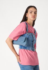 Gina Tricot OVERSIZED TEE - Marškinėliai su spaudiniu - chateau rose