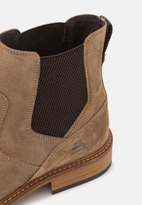 Bullboxer Botines - sand