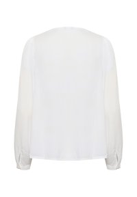 Bílá halenka s dlouhým rukávem, lehký materiál, kulatý výstřih, nařasené manžety, hladká textura, jednoduchý design bez viditelných vzorů nebo akcentů.