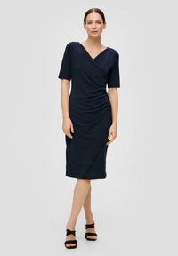 s.Oliver BLACK LABEL KLEID MIT ALL-OVER-MUSTER - Freizeitkleid - navy