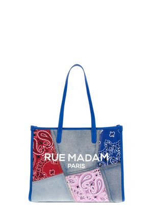 Borsa a mano con manici blu, patchwork di denim e fantasie paisley multicolori, con testo bianco "RUE MADAM PARIS" sul davanti.