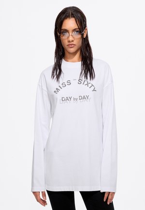 Long sleeved top - white snow