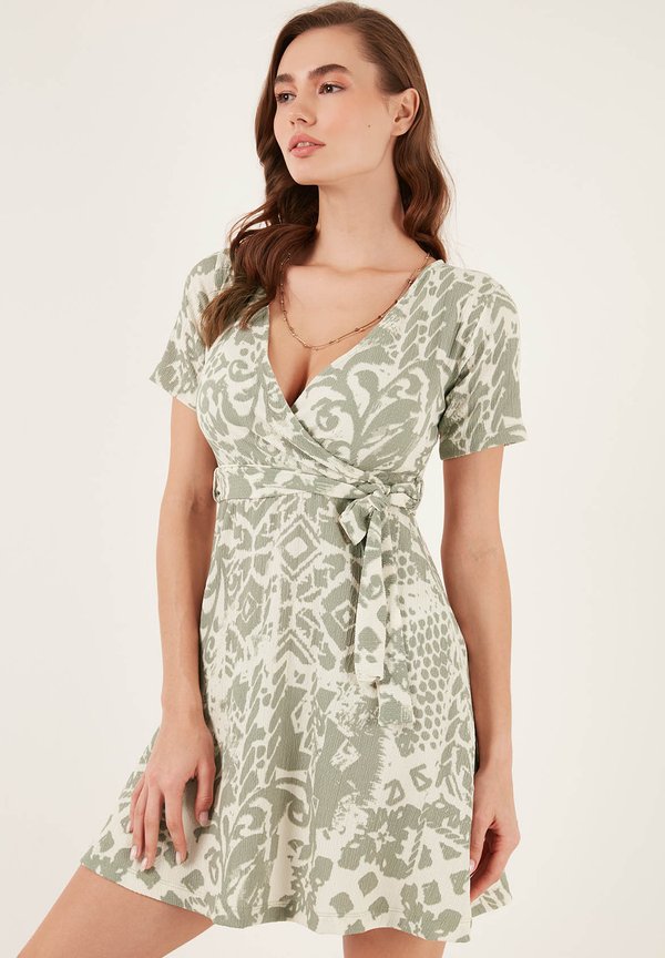 SUMMER REGULAR FIT - Jerseykleid - olive