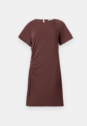 Brown, short-sleeved dress in lightweight fabric with a round neckline and gathered side detail, creating a fitted silhouette.