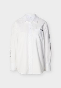 Δεν επιλέχθηκε, white/black