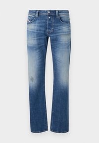 Μπλε τζιν παντελόνι μ ε ξεβάμματα και φθαρμένες περιοχές, ίσιο κόψιμο στα πόδια, κλείσιμο με κουμπί και φερμουάρ μπροστά, και κλασικός σχεδιασμός με πέντε τσέπες.