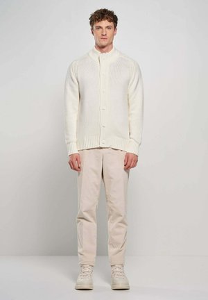 CON BOTTONI  - Vest - optic white
