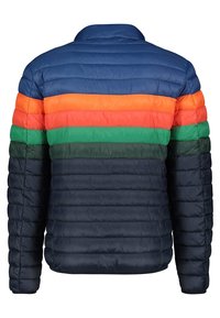 Vadderad jacka i marinblått, med livliga horisontella ränder i orange, röd, grön och mörkgrön. Mjuk textur med krage.
