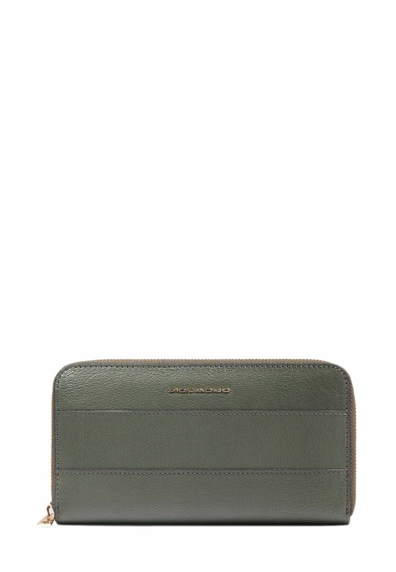 Portafoglio in pelle verde con chiusura a zip tutto intorno, caratterizzato da una finitura testurizzata e un accento del logo dorato. Le cuciture orizzontali aggiungono dettaglio.