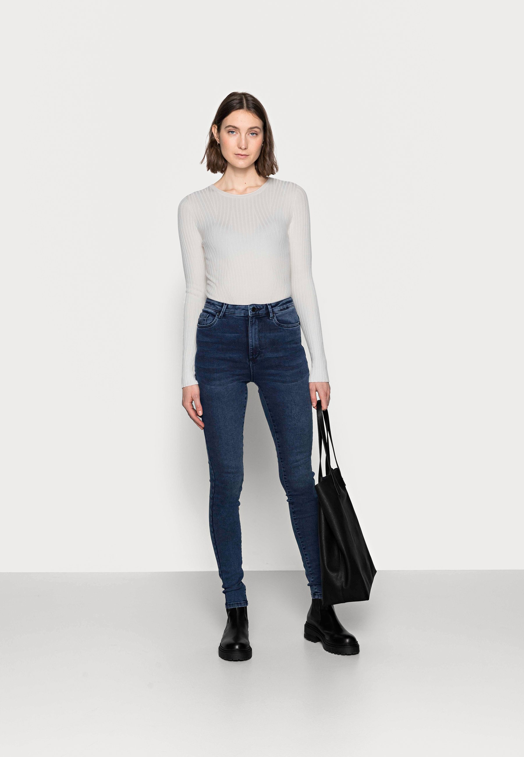 Vero Moda Tall VMSOPHIA - Aptempti džinsai - medium blue denim/mėlynų  džinsų - Zalando.lt