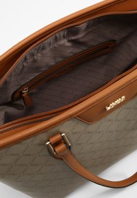 L.CREDI FILIBERTA - Bolso de mano - taupe