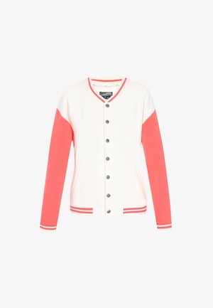 Hvid cardigan med koralfarvede ærmer, forlommer og seks sølvknapper. Har en ribbet krave og kant med stribede detaljer.