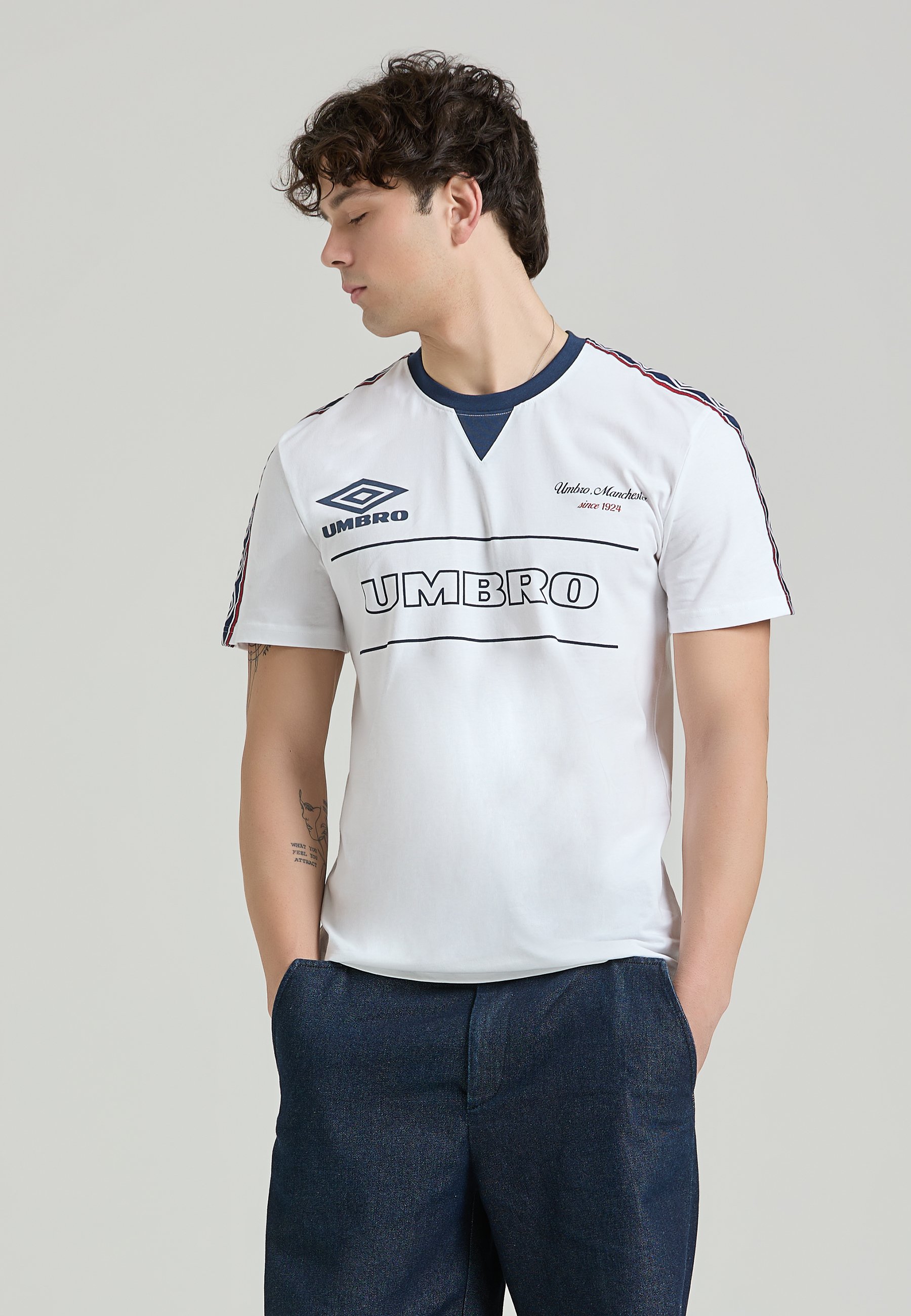★UMBRO★ LIGHT SHELL Light Shell Black UQ223ESA47 UQ223ESA4 UMBRO] LIGHT SHELL (라이트쉘)