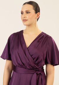 Apart MIDI - Cocktailkleid/festliches Kleid - pflaume
