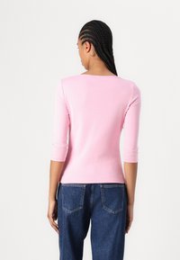 Tommy Hilfiger SLIM CODY BOAT - Long sleeved top - classic pink