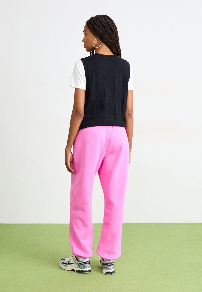 Nike Tracksuit Nike Neon Pink Pants Nike Sportswear PANT Tracksuit