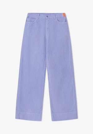 Pantaloni evazați din material violet deschis cu dungi, cu închidere frontală cu nasturi, două buzunare și un accent portocaliu pe talie.