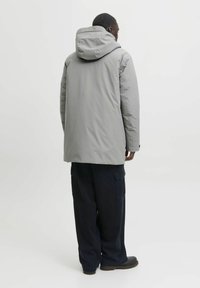 Jack & Jones Žieminis paltas - city skyline