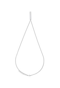 Collana d'argento con un pendente rettangolare piatto e un delicato design della catena con chiusura a moschettone.