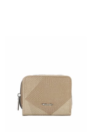 Beige tekstureret stofpung med geometrisk mønster, sølvlynlås og lille metallogo foran i midten.