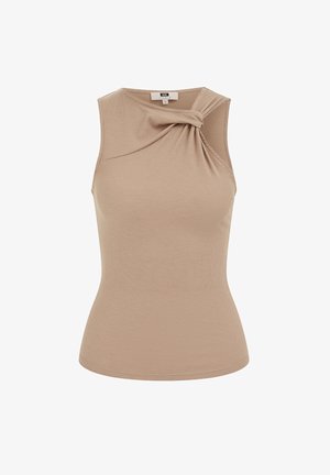 Hihatugebeežikas beežis soonikuga top, millel on vasakul õlal keeratud sõlm ja liibuv vöökoht.