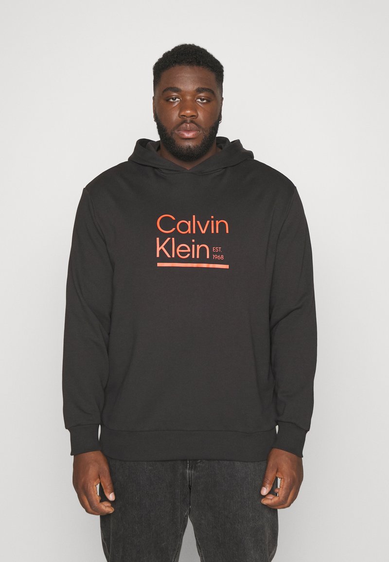 Calvin Klein LINE LOGO HOODIE PLUS SIZE - Sweatshirt - black/schwarz ...