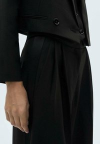Mango SMOCK - Nohavice - black
