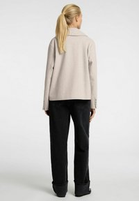 Selected Femme ZWEIREIHIGER - Bleiseri - sandshell