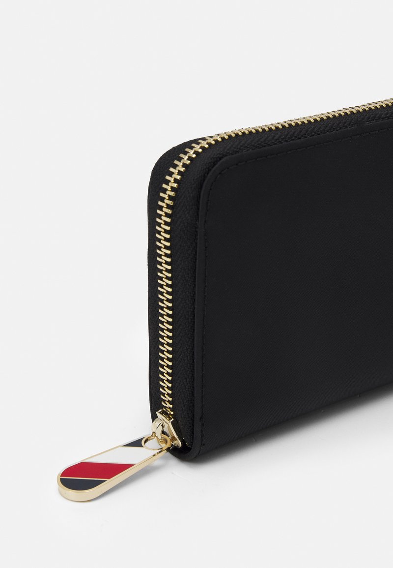 Tommy hilfiger poppy wallet Clearance