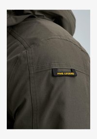 Unausgewählt, beluga