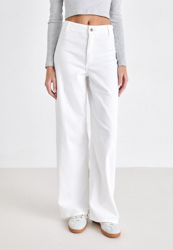 JDYIRIS WIDE PANT - Stoffhose