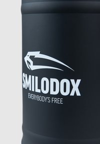 Smilodox 2.2L - Vattenflaska - schwarz