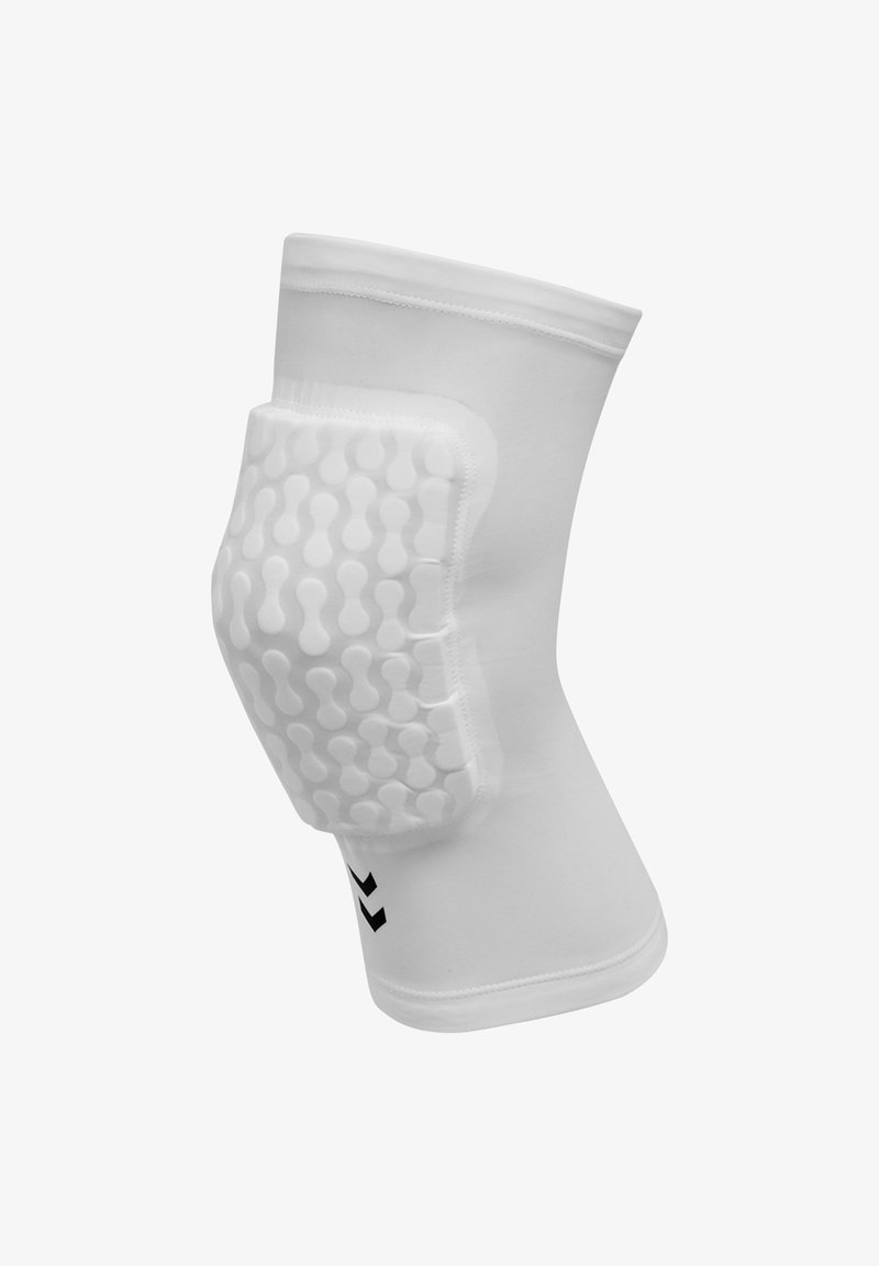 Genouillère blanche avec une protection texturée sur le côté, dotée d'un design strié et de bandes noires à la base.