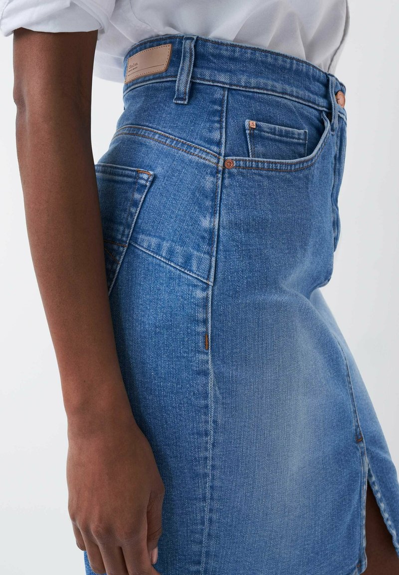 Pantalon En Toile Salsa Femme - Taille 35 - Bleu Ciel - Coupe Glamour Haute Push-in Secret - Neuf Avec étiquettes