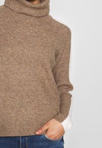 Esprit Jersey de punto - camel