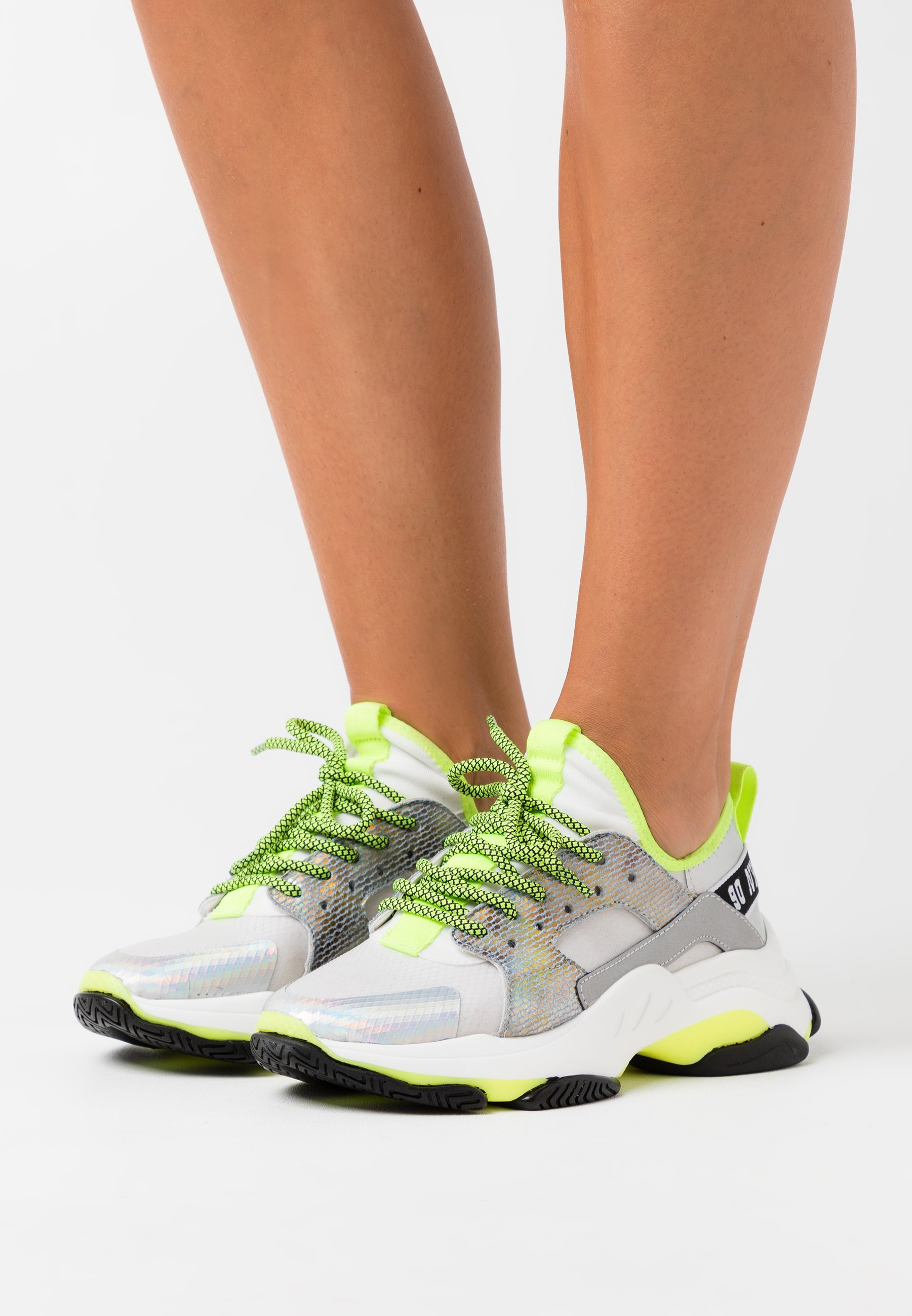 Steve Madden AJAX Joggesko whitegreygrå Zalando.no Steve Madden AJAX Joggesko whitegreygrå Zalando.no