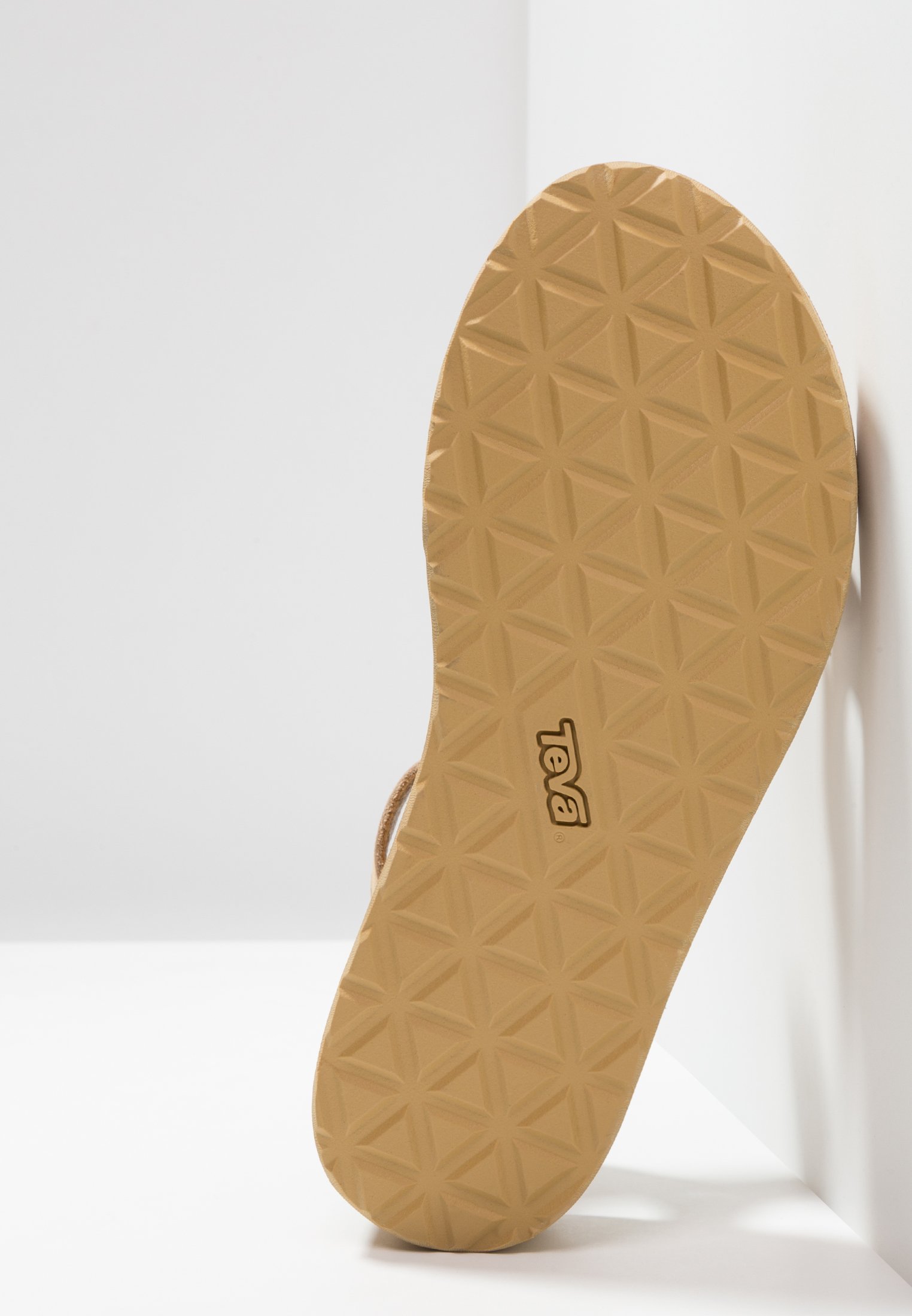teva midform desert sand
