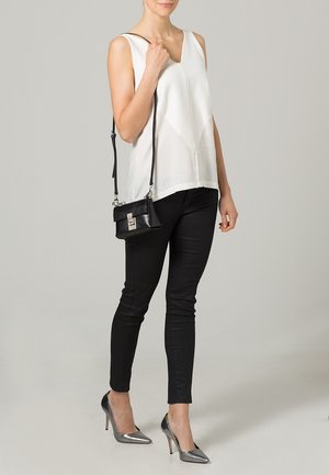 Picard, Skuldertasker - black