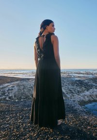 Next PLUNGE NECK - Maxi šaty - black