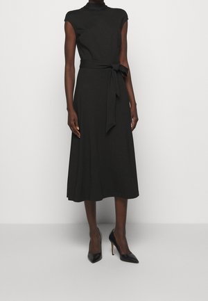 Sukienka z dżerseju