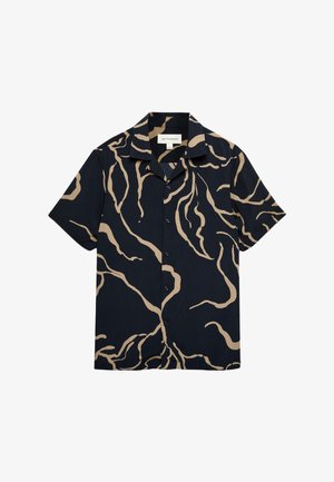 Camisa negra de manga corta con botones, con un patrón abstracto de líneas onduladas beige y cuello doblado, con la etiqueta "AUTOGRAPH" en el interior del cuello.