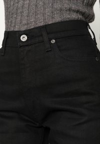 Levi's® Made & Crafted HIGHRISE SLIM - Calças de ganga justas - stay black