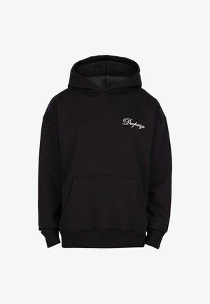 Mustmustiga kapuutsiga sweatshirti, millel on ees suur tasku ja vasakul rinnal valge kalligraafiline tekst "Dropsize".