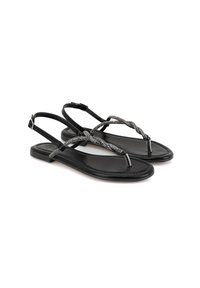 Zwarte platte sandalen met een gevlochten metalen bandontwerp, verstelbare gesp en een soepele leren zool. Minimalistische en stijlvolle constructie.